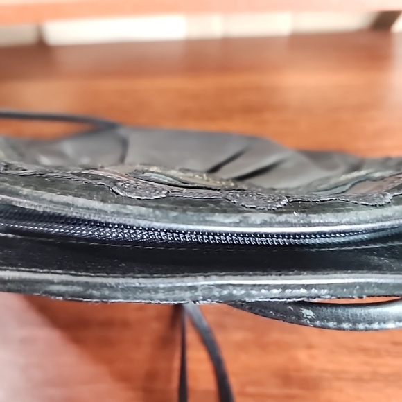 BRACCIALINI Vintage 80s Leather Handbag – Classic Italian Style - Picture 8 of 9